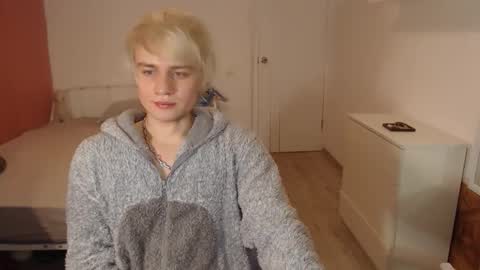 Oliver online show from December 23, 2:07 am