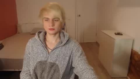 Oliver online show from February 4, 1:53 am