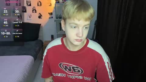 oliver online show from October 15, 5:03 pm