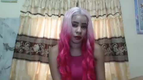 Olivia online show from January 8, 1:52 pm