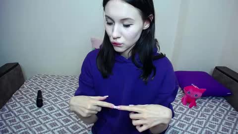 olivia_graceee online show from September 13, 4:09 pm