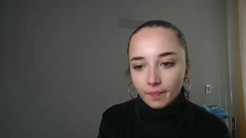 Olivia online show from October 13, 10:50 am