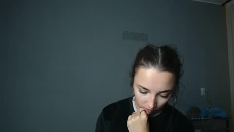 Olivia online show from September 18, 3:16 pm