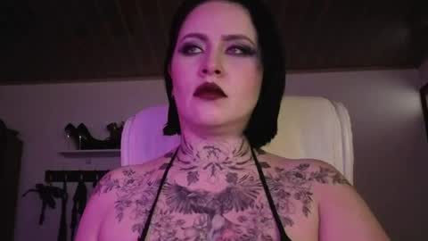   online show from September 16, 3:04 pm