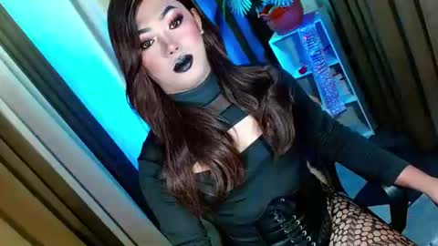 Miss OLIVIA online show from October 26, 9:10 am