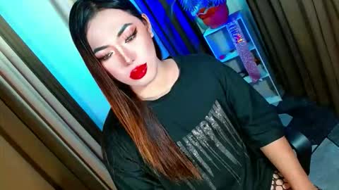 Miss OLIVIA online show from October 10, 10:10 am