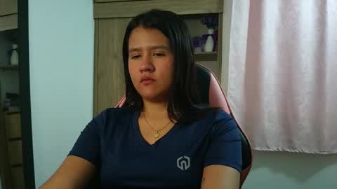 Olivia online show from February 12, 1:04 pm