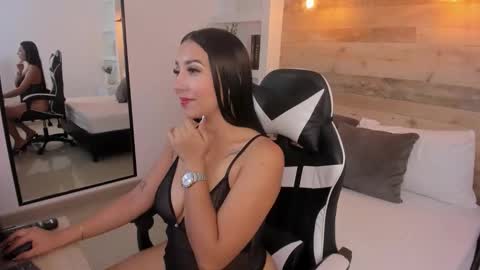 olivia_willoow online show from March 3, 2:51 am