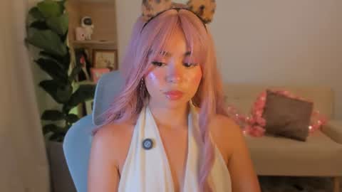 Olivia online show from June 15, 5:54 am