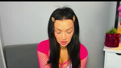 OliviaDirty online show from April 20, 9:23 am