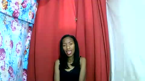 oliviah27 online show from October 12, 5:44 am