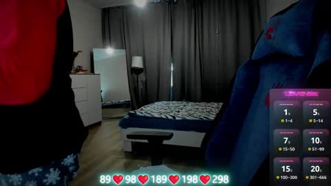 . online show from October 3, 7:16 am