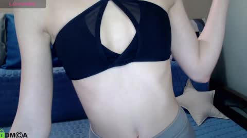 oliviarichi online show from April 18, 8:38 am