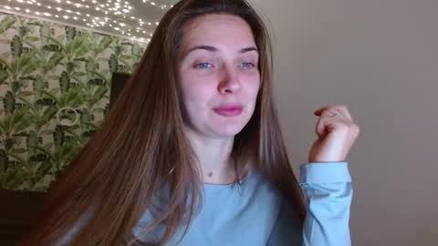 Olivia online show from December 16, 5:14 am