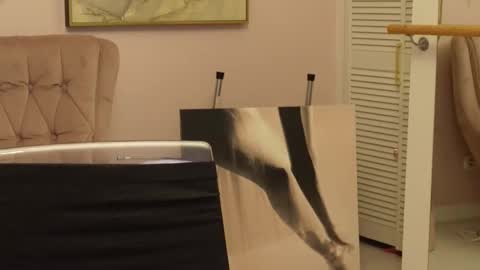 Snapshot of oliviasway chatting on March 4, 1:23 am OliviaSway online show from March 4, 1:23 am