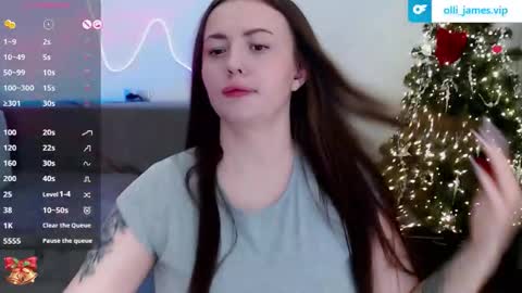 ollie_jamess online show from December 14, 9:43 pm