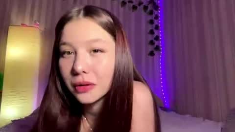 Emma online show from April 29, 12:21 pm