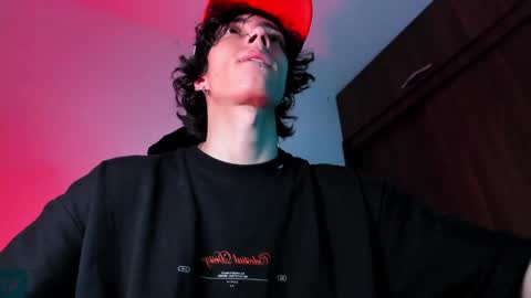     online show from January 21, 7:15 am