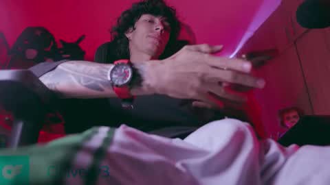     online show from November 22, 2:43 am