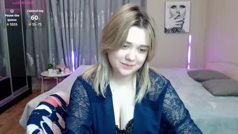 Snapshot of omg_itsperfect chatting on September 29, 10:09 pm Fina online show from September 29, 10:09 pm