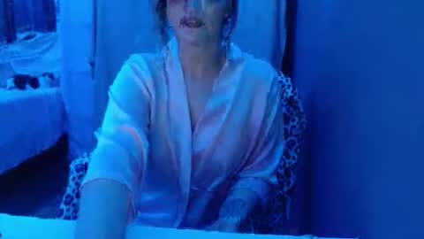 JoinOurFanClub online show from March 3, 10:22 am