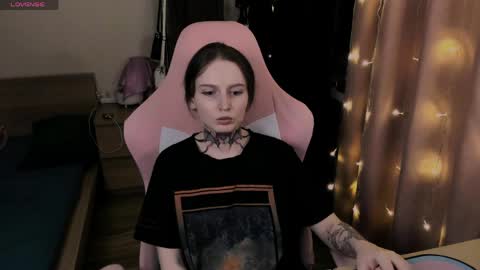 on_yxxx online show from April 2, 8:38 pm