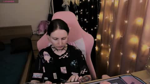 on_yxxx online show from March 14, 7:40 pm