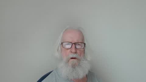 Somewhere over the rainbow online show from November 16, 2:52 pm