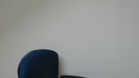 Somewhere over the rainbow online show from March 23, 7:57 am