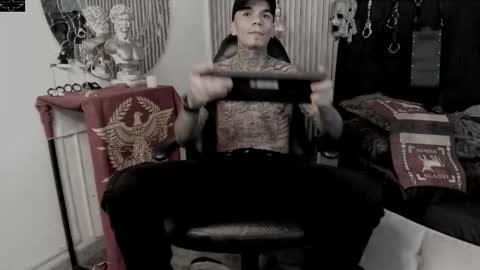     ... online show from October 4, 8:17 pm