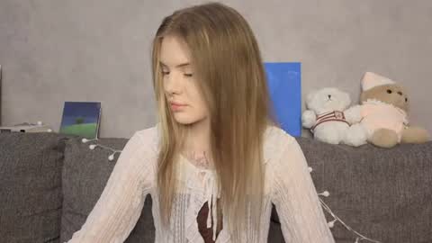 Eva online show from June 21, 2:01 pm
