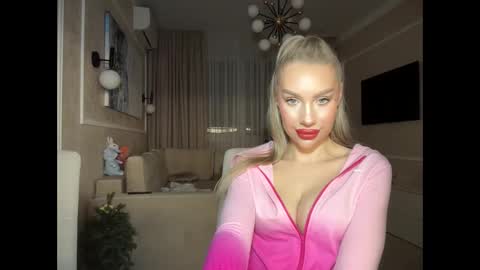 onesweet_baby online show from January 26, 8:34 pm