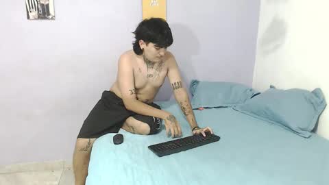 onixandghosty online show from September 23, 7:09 pm