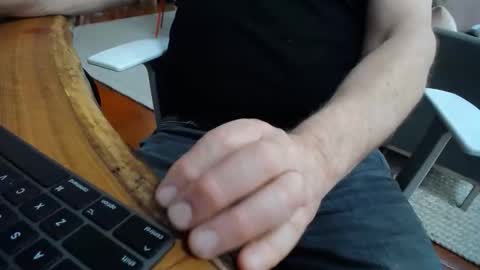 onlocationnyc online show from April 4, 2:24 pm