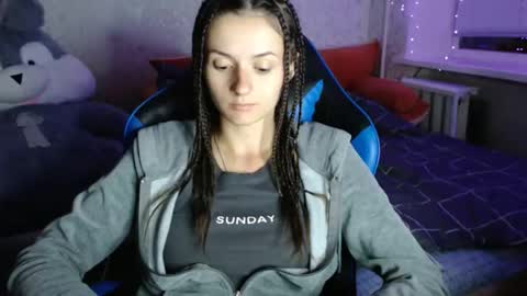 Amalia online show from October 12, 6:10 pm