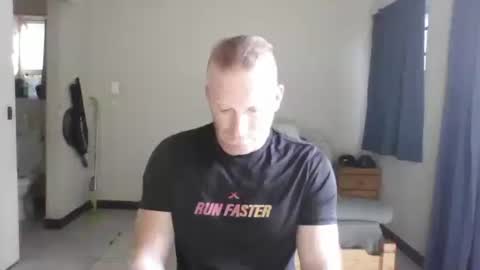 For me to know online show from November 4, 4:25 am