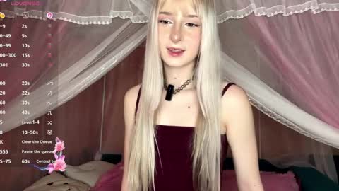 Eva online show from April 6, 8:26 am