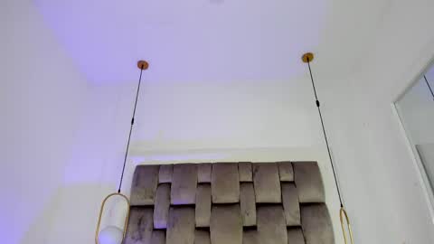 Only online show from April 19, 3:40 am