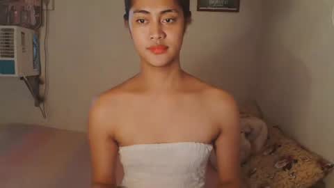 onlyjulia25 online show from October 11, 2:05 am