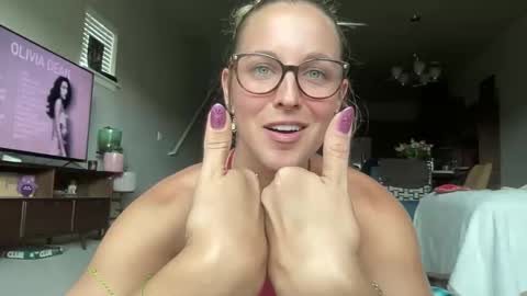 onyx_unleashed online show from March 29, 11:17 pm