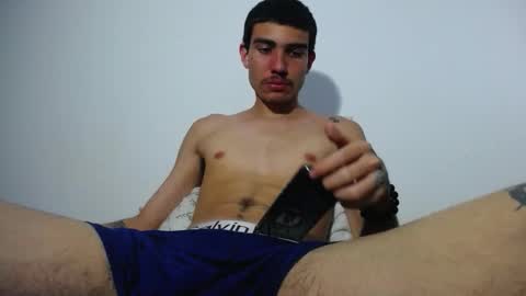 onzas_ online show from September 21, 10:58 pm