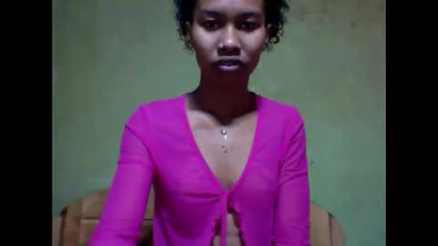 oolyette online show from September 10, 7:20 am