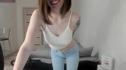 Britney online show from February 1, 6:00 am