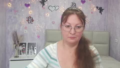 Vanessa online show from March 5, 9:05 am