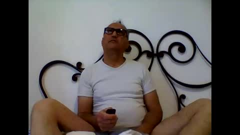 orac68 online show from April 19, 8:48 am