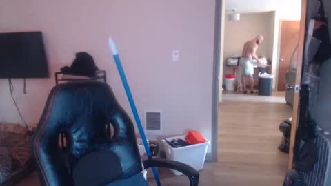 The Oregon Lumberjack online show from April 19, 6:10 pm