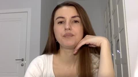 orvaline online show from April 15, 6:22 pm