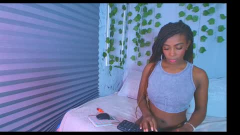 oshun_1 online show from October 4, 9:45 pm