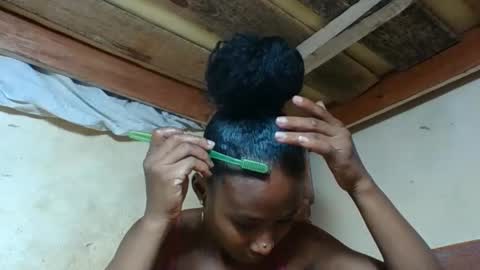 osinaa online show from April 1, 1:52 pm