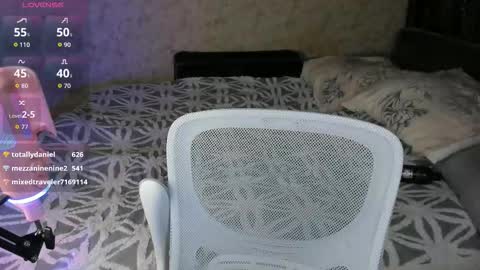 Leliana online show from October 31, 4:46 am